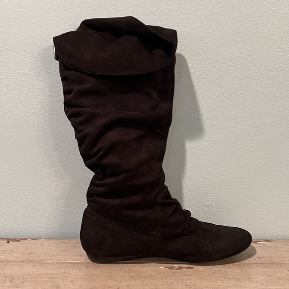Report Makee tall Black Vegan Boot - Picture 4 of 16